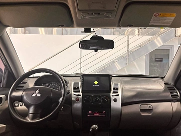 Mitsubishi Pajero Sport, 2014г, полный привод, механика
