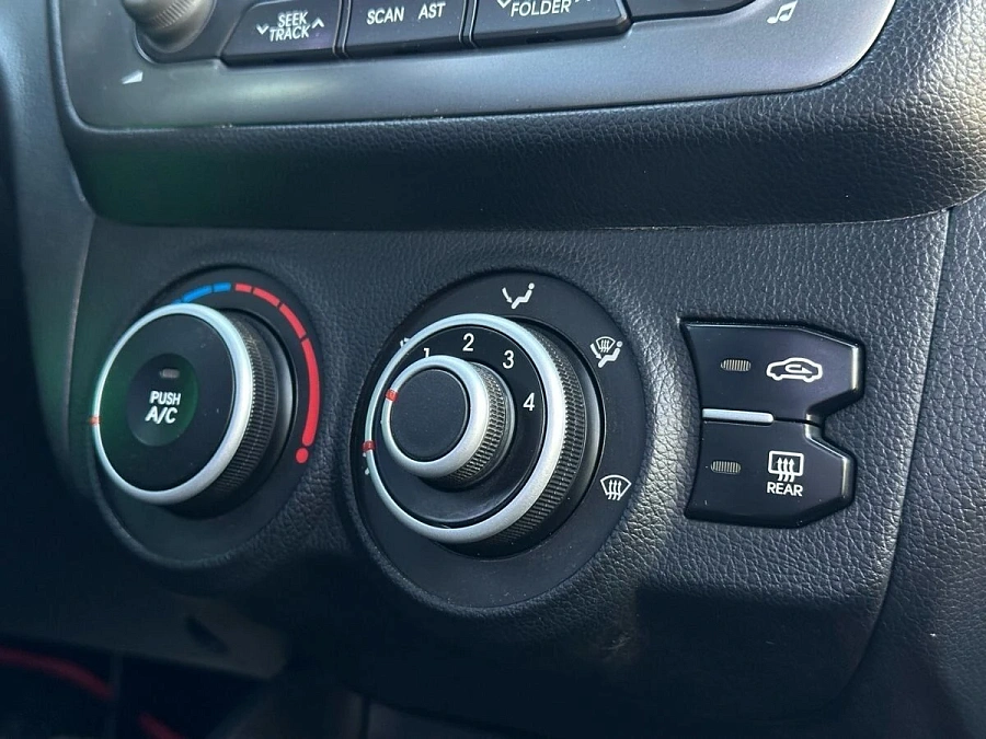 Kia Rio, 2013г., передний привод, механика