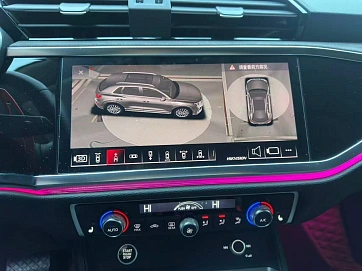 Audi Q3, 2021г, передний привод, робот