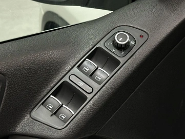 Volkswagen Tiguan, 2012г, полный привод, автомат