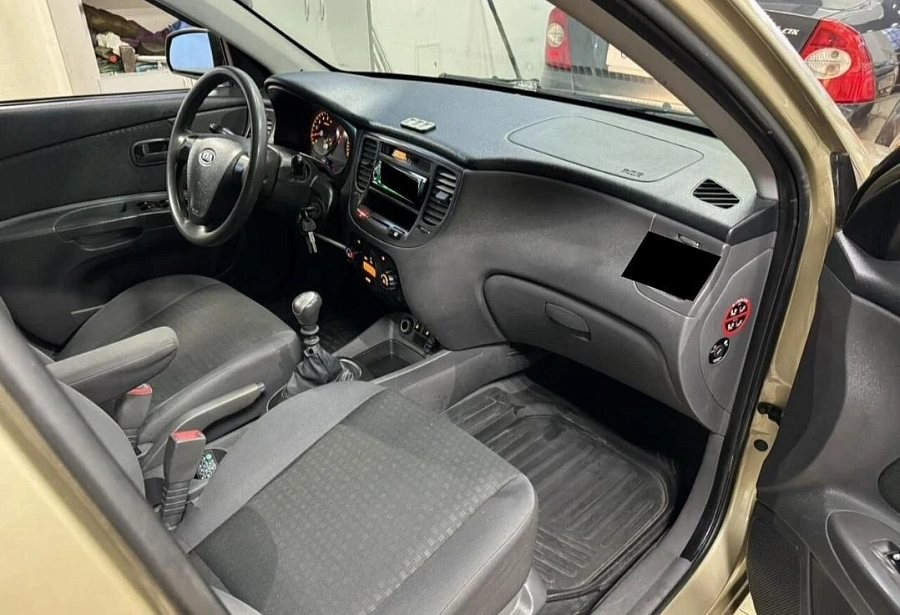 Kia Rio, 2007г., передний привод, механика