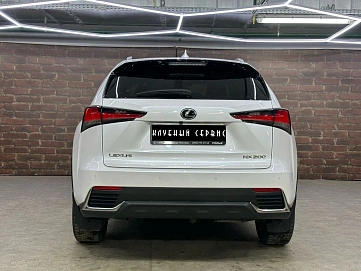 Lexus NX, 2018г, полный привод, вариатор