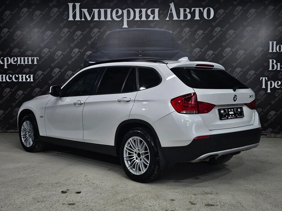 BMW X1, 2012г., задний привод, автомат
