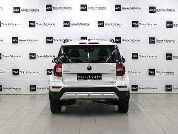 Skoda Yeti, 2015г, полный привод, робот