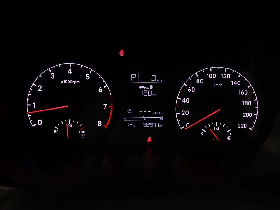 Hyundai Solaris, 2018г., передний привод, автомат