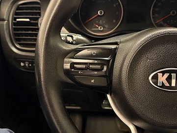 Kia Rio, 2018г, передний привод, автомат