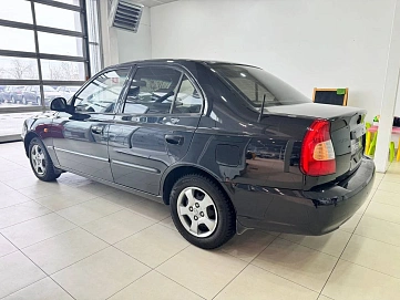 Hyundai Accent, 2009г, передний привод, механика