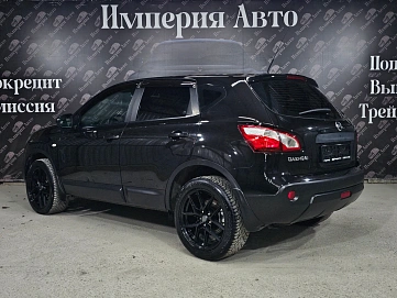 Nissan Qashqai, 2013г, передний привод, вариатор