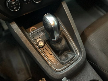 Volkswagen Jetta, 2015г, передний привод, автомат