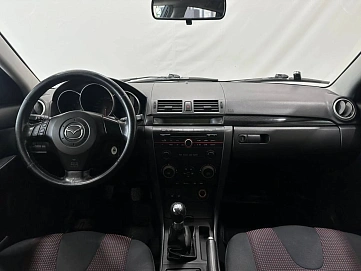 Mazda 3, 2006г, передний привод, механика