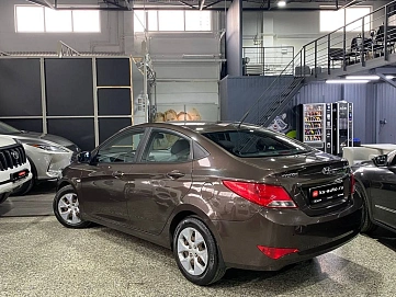Hyundai Solaris, 2015г., передний привод, автомат