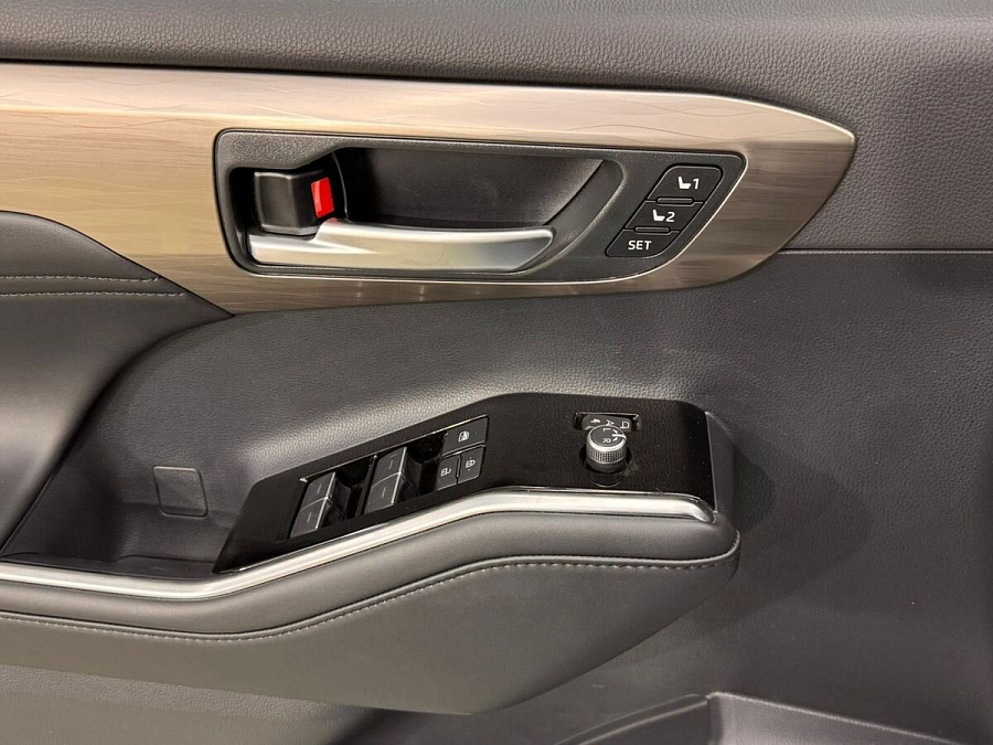 Toyota Highlander, 2025г., полный привод, автомат