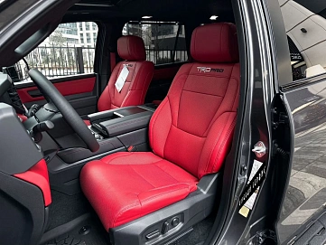 Toyota Sequoia, 2025г, полный привод, автомат