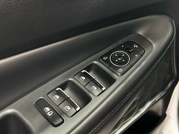 Hyundai Santa Fe, 2021г, полный привод, робот