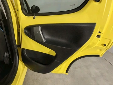 Peugeot 107, 2012г, передний привод, робот