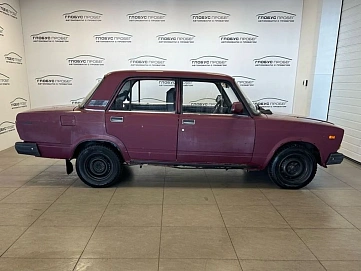 Lada (ВАЗ) 2107, 2004г, передний привод, механика