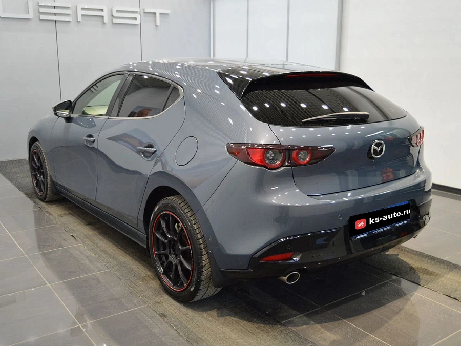 Mazda 3, 2019г., передний привод, автомат