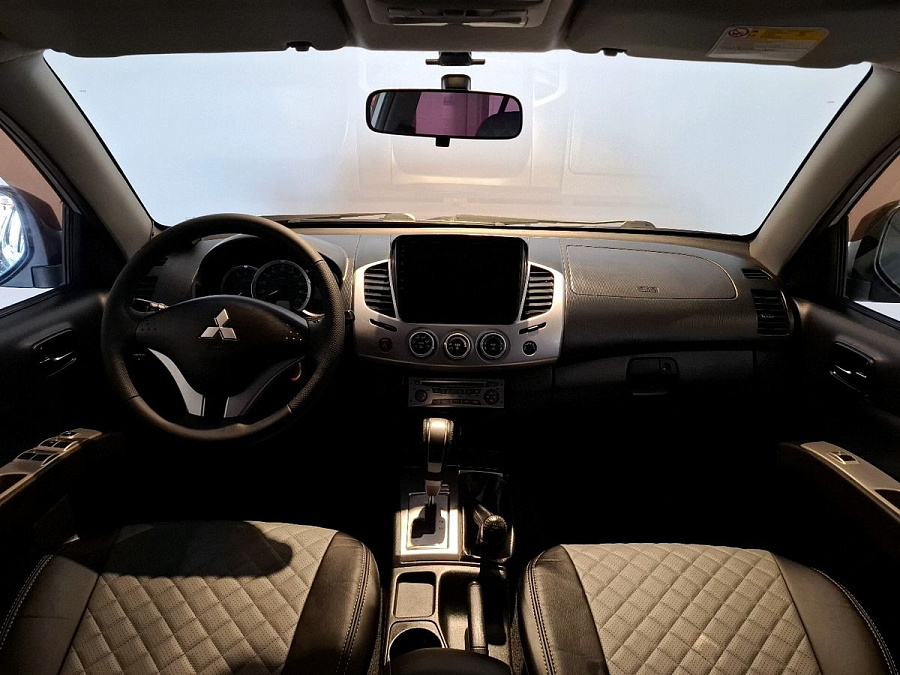 Mitsubishi , 2014г., передний привод, автомат