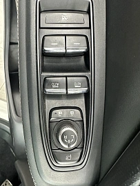 Subaru Forester, 2022г, полный привод, вариатор