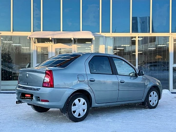 Renault Logan, 2011г, передний привод, автомат