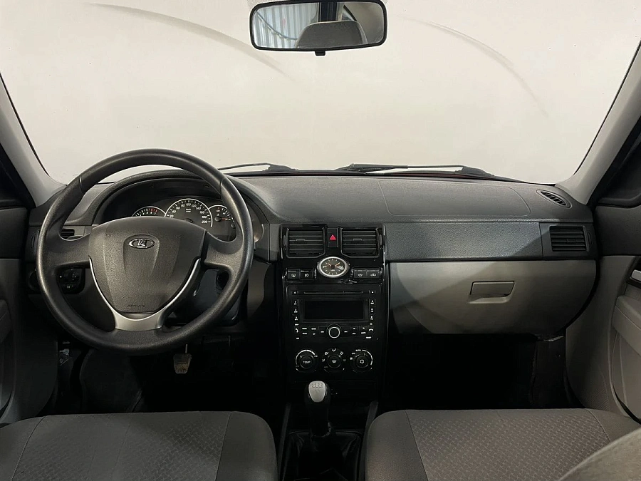 Lada (ВАЗ) Priora, 2012г., передний привод, механика