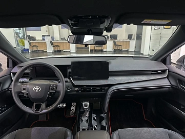 Toyota Camry, 2024г, передний привод, вариатор