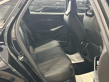 Geely Preface, 2024г, передний привод, робот