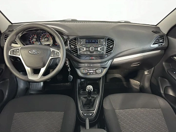 Lada (ВАЗ) Vesta, 2018г, передний привод, механика