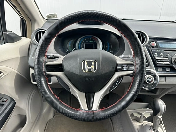 Honda Insight, 2010г., передний привод, вариатор