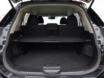 Nissan X-Trail, 2018г, передний привод, вариатор