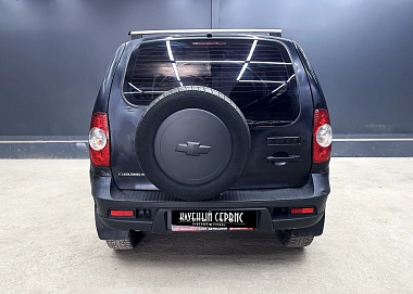 Chevrolet Niva, 2013г, полный привод, механика
