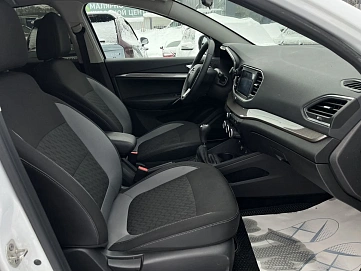 Lada (ВАЗ) Vesta, 2023г, передний привод, механика