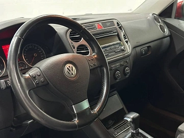 Volkswagen Tiguan, 2009г, полный привод, автомат