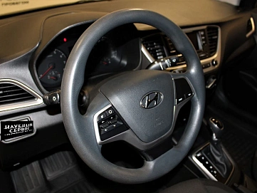 Hyundai Solaris, 2018г, передний привод, автомат