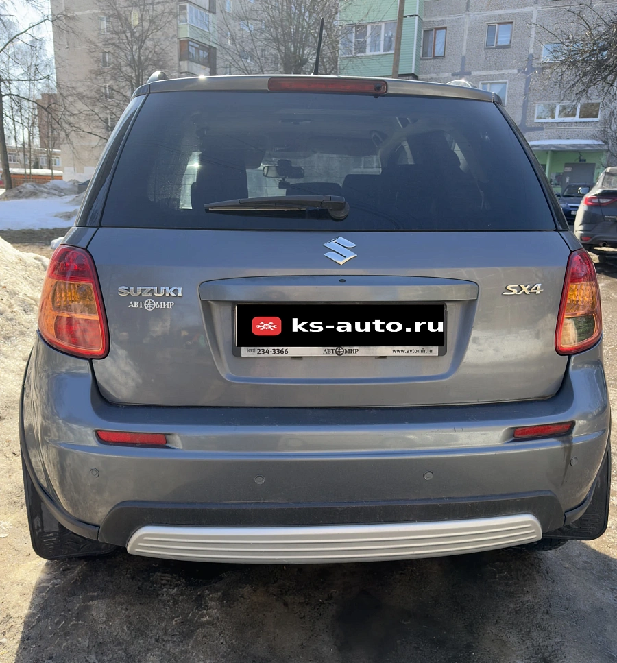 Suzuki SX4, 2008г., передний привод, механика
