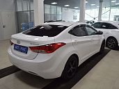 Hyundai Elantra, 2013г., передний привод, автомат