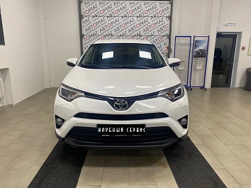 Toyota RAV4, 2016г, передний привод, вариатор