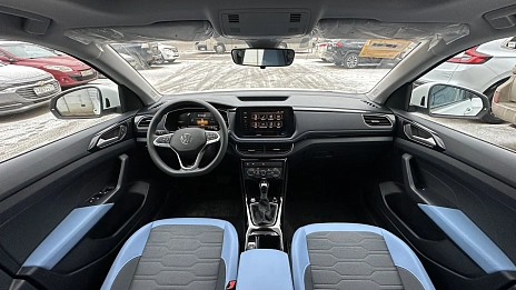 Volkswagen Tharu XR, 2024г, передний привод, автомат
