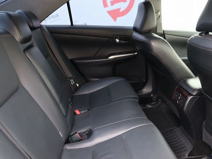 Toyota Camry, 2017г., передний привод, автомат