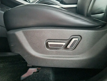 Geely Atlas, 2019г, передний привод, автомат