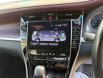 Toyota Harrier, 2019г, полный привод, вариатор