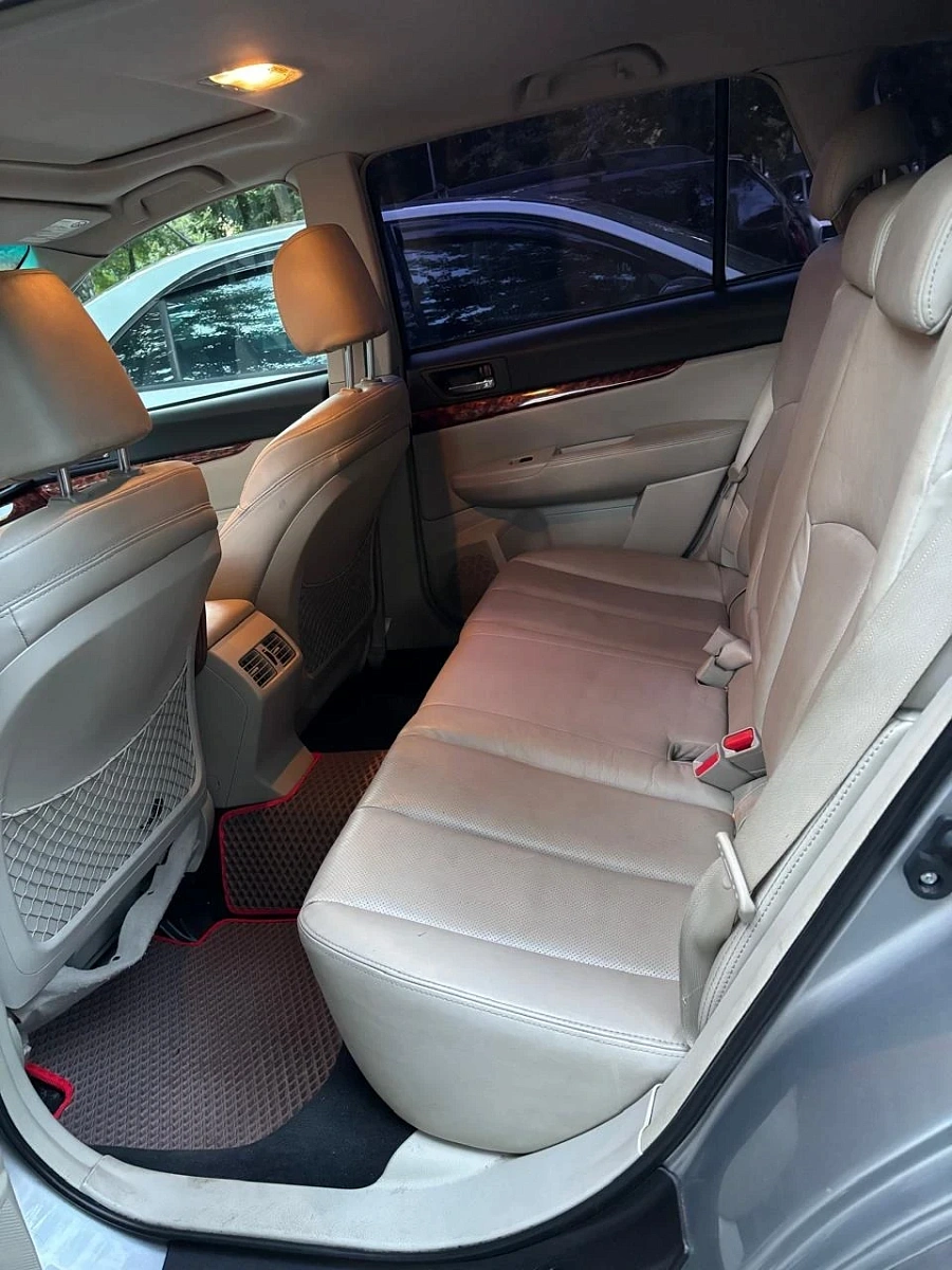 Subaru Outback, 2011г., полный привод, автомат