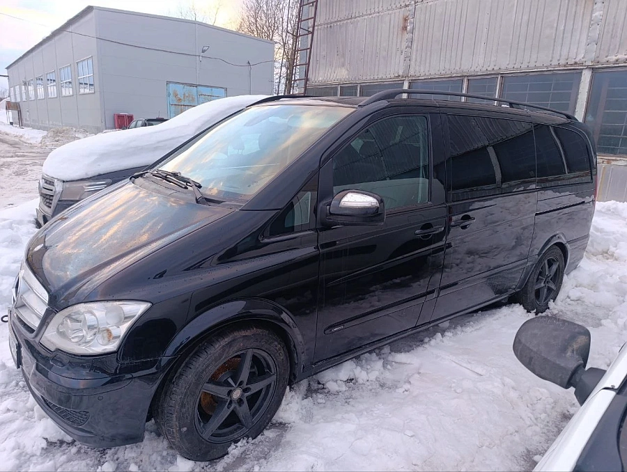 Mercedes-Benz Viano, 2012г., задний привод, автомат