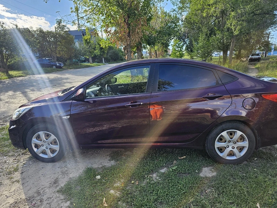 Hyundai Solaris, 2012г., передний привод, механика