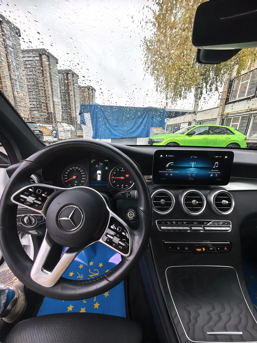 Mercedes-Benz GLC, 2020г., полный привод, автомат