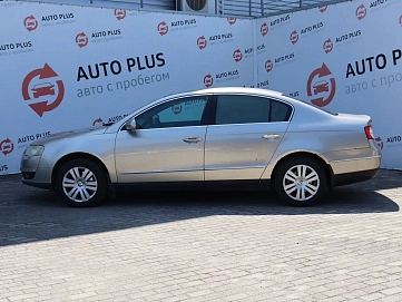 Volkswagen Passat, 2005г, передний привод, автомат