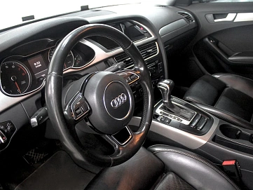 Audi A4, 2012г, передний привод, вариатор