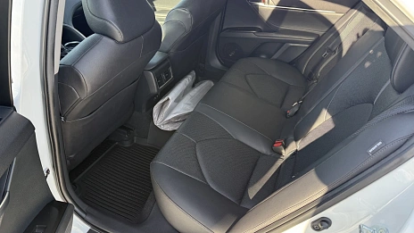 Toyota Camry, 2021г, передний привод, автомат