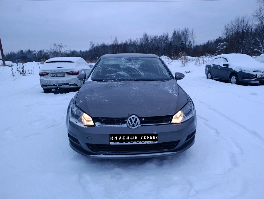 Volkswagen Golf, 2013г., передний привод, механика
