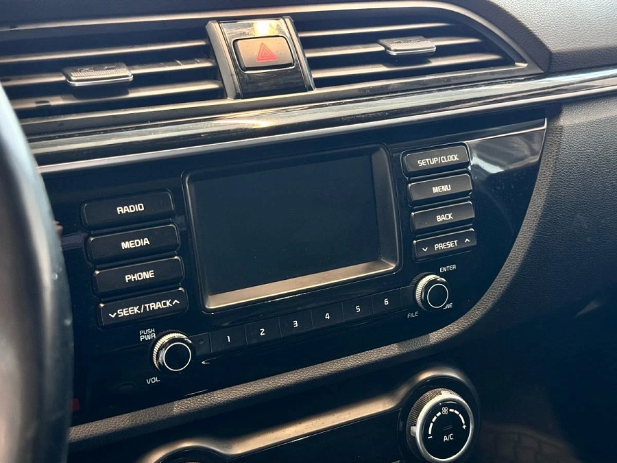 Kia Rio, 2017г., передний привод, механика